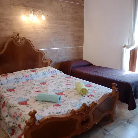 Hétvégi ház Cortijo Rural Molino Con Piscina Y Zonas Compartidas *